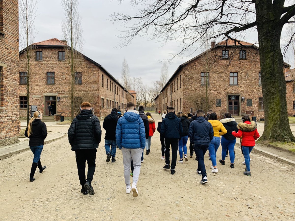 Auschwitz 1